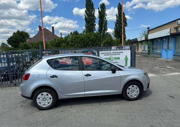 Seat Ibiza cena 10900 przebieg: 256000, rok produkcji 2010 z Maków Podhalański małe 137